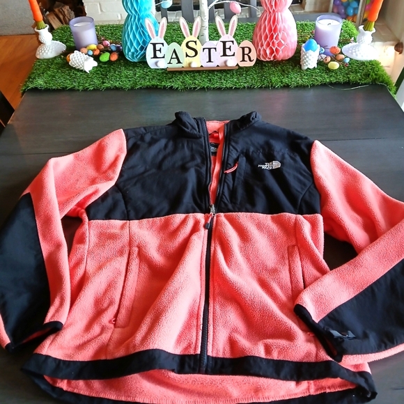 North Face Peach/ Orange  Black Jacket Excellent Condition Size L - Picture 1 of 4